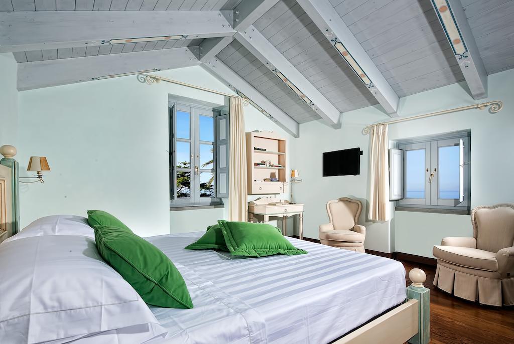 Villa Sabrina Relais Sorrento Quarto foto